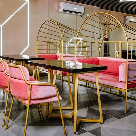 Neo Paly Hotel Semporna Exteriör bild